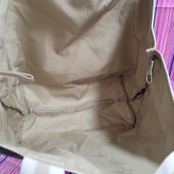 Saks Fifth Avenue Metallic Gold Shopping Tote or Shoulder Bag - Picture 4 of 16